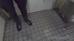 好青年に見えるお兄さんがチンポ刺激されると即アヘ