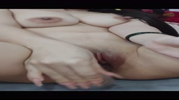 オナニー 有料配信 潮吹き