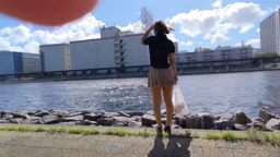 【危険作7リマスター版】有名服の笑顔が激カワKちゃん！本番NGなのに入れるとイキマクり！1時間超えハメ収録