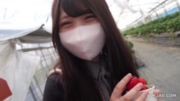 屋外でフェラ抜き　無修正