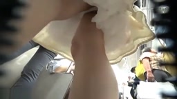 スカートの中身