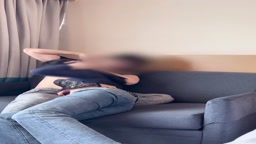 脱げかけ靴下がエロい