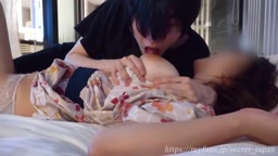 Iカップ天使④雷雨（乳舐め）