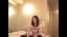 成人なのにロリ体型 ♥18歳女子をビジネスホテルで食す