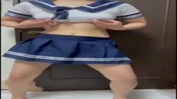 愛液ダラダラ乳首オナ