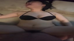 産後人妻中出しギューは？