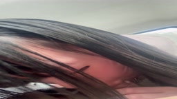 地雷系娘の奥まで咥える車内F(前編)