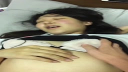 かわいい声で「アッアッ～イクイク～」　