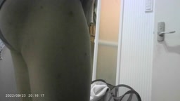 ビッチ 妻 着替えを撮影 無修正 お風呂