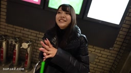 投稿19783エロま〇こキュート美乳嬢