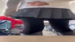 3 林语熙 on X 今天监考偷偷弄一下太紧张吓人了感觉自己越来越大胆了不会被发现吧社死 露出