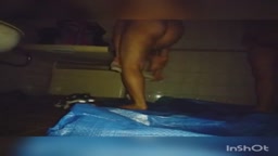 真夜中の公園にデパ地下和菓子売り場のセフレを呼び出して