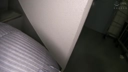 酔っ払ってガードがユルユルの奥さんのスーツ姿にもう我慢出来ないっ