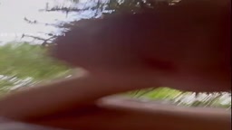 森の中で彼女とセックス