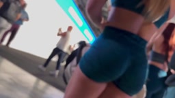 Candid ass 250