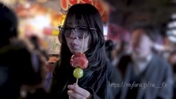 インフルエンサー ライブチャット