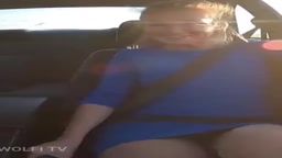 車パンチラ00008