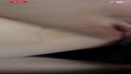 地雷系コンカフェ嬢に中出し