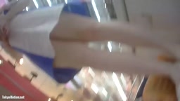 店員さんのパンチラ