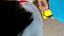 スマートフォンに夢中、ぶっかけ