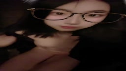 LaiLai - Nighttime Selfie