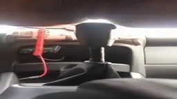 シフトレバーを呑み込むオマンコ