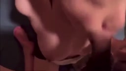 口内射精されて吐きそうになる女の子