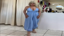 granny jiggle ass