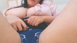 爆乳