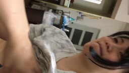 美乳