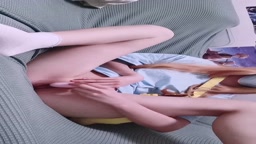 Asían girl mastúrbate pt2