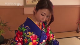 篠田あゆみ