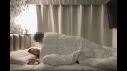 8頭身スレンダー美女