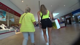 Candid ass 700