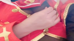 郡道の中の人の乳首