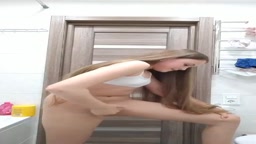 Teen girl masturbating