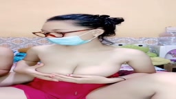印尼巨乳哺乳人妻做爱2