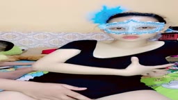 印尼巨乳哺乳人妻做爱4