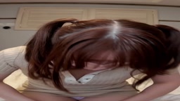 チラ見え