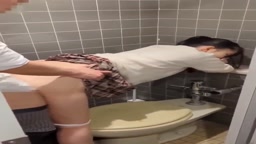 見られながら中出し