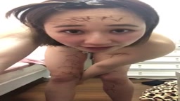 まんこで歌う