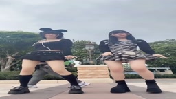 下アングル