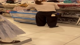 スタッフお尻２