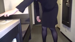 胸チラ