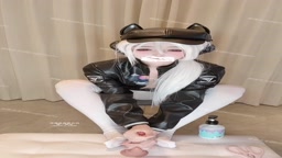 ルナのコスプレ、デルタ