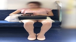 パンチラ