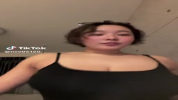 爆乳