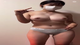がに股 Tiktok 美女
