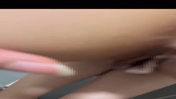 泥酔した女の子をト イレに連れ込んで生ハメ