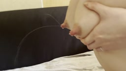 人妻